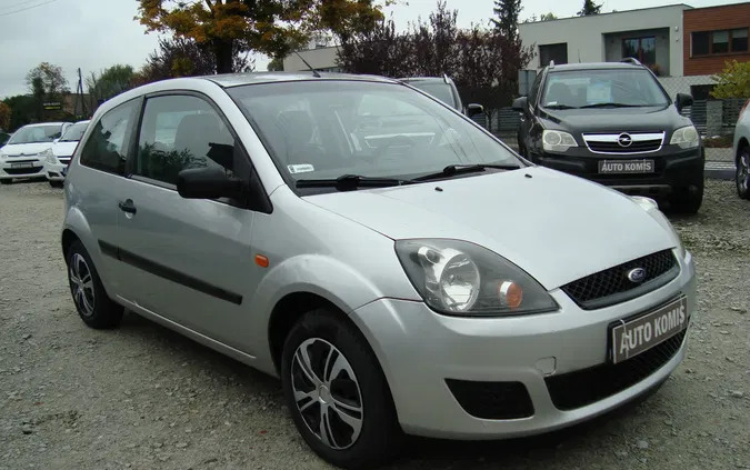 ford wielkopolskie Ford Fiesta cena 7900 przebieg: 200000, rok produkcji 2008 z Zawiercie